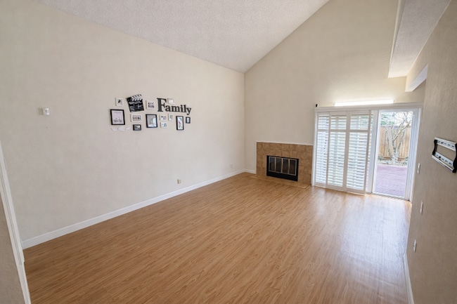 Photo - 4773 Mallard Common