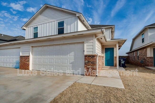 Building Photo - 10809 NW 119th St