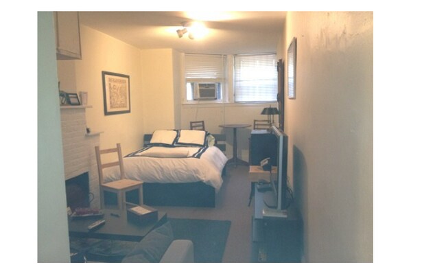 Photo - 469 Beacon St