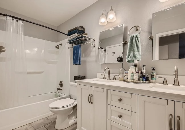 Photo - 9026 Sawtooth Ln