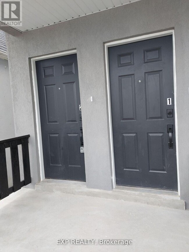 Photo - 6 Lapp St Unit Upper