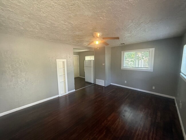 Photo - Cute one bed one bath close to all things Norman!