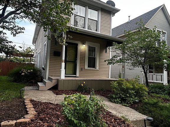 Photo - 553 Bradley St