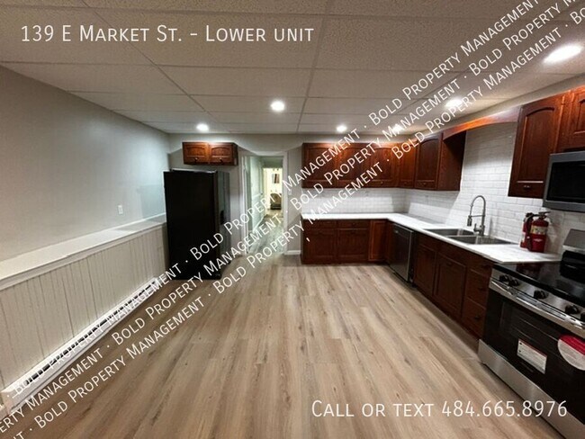 Photo - 139 E Market St Unit Lower