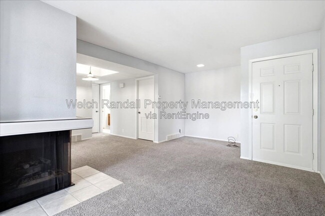 Photo - 6871 Countrywoods Cir Unit G