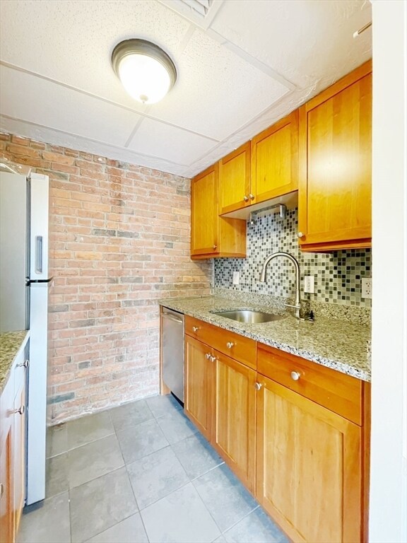 Photo - 5 Grove St Unit 6