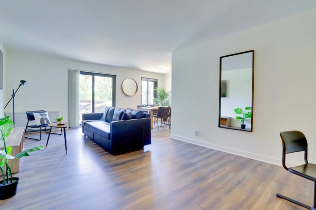 Photo - 2525 10th St N Unidad FL2-ID1230853P