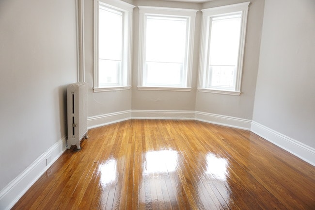 Photo - 161 Kelton St