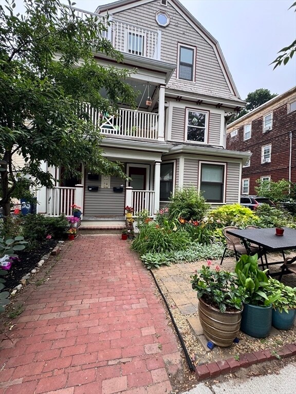 Photo - 27 Dudley St Unit 1