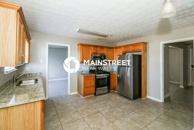 3 Bedroom Pet-Friendly Home in Ellenwood, GA with Main Street Renewal