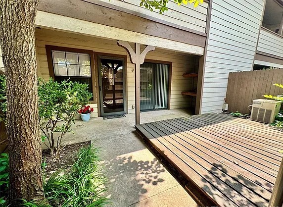 Building Photo - 6382 S 80th E Ave Unit 31J Rental