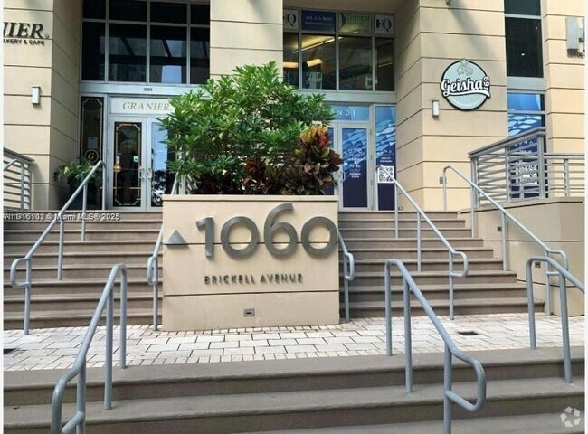 Building Photo - 1060 Brickell Ave Unit 2201 Rental