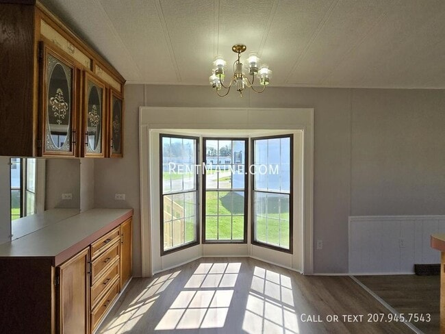 Photo - 118 E St.-
