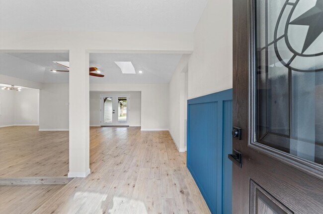 Photo - 27241 Wells Ln