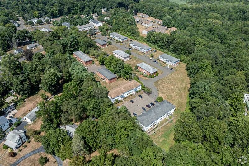 Photo - 1739 Foxon Rd Unidad A6