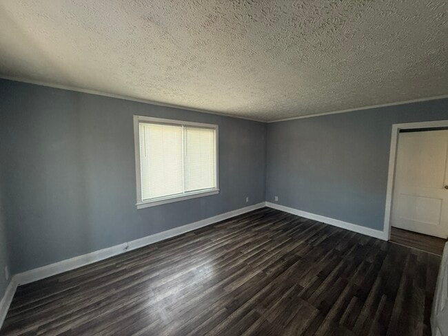 Photo - 1729 Shawnee Ave SE