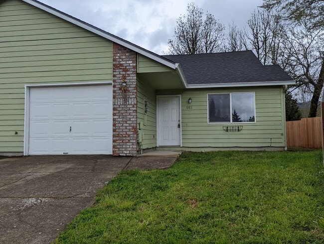 Photo - 2-Bedroom, 1-Bath Duplex In Thurston Area of Springfield!
