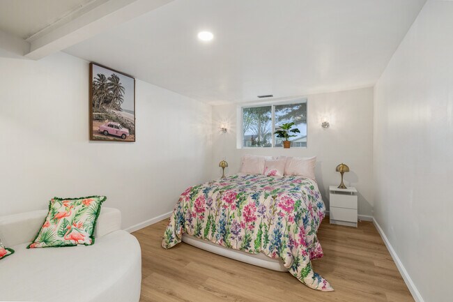 Photo - 2050 Willowood Dr N