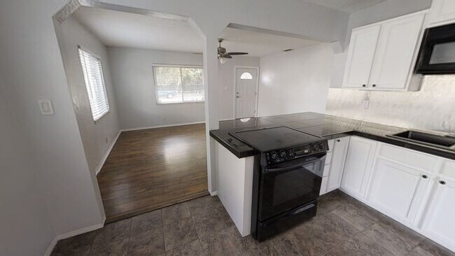 Photo - Charming 2 bedroom 1 bath - move in ready