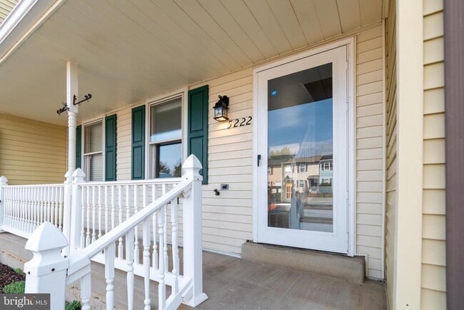 Building Photo - 5222 Magnolia Pl