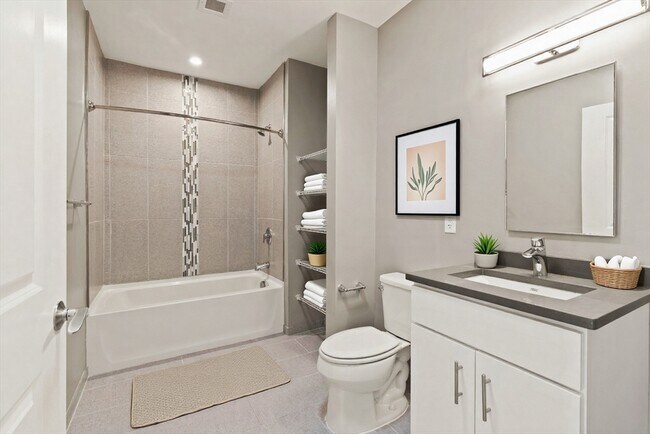 10 Essex St Unit 603