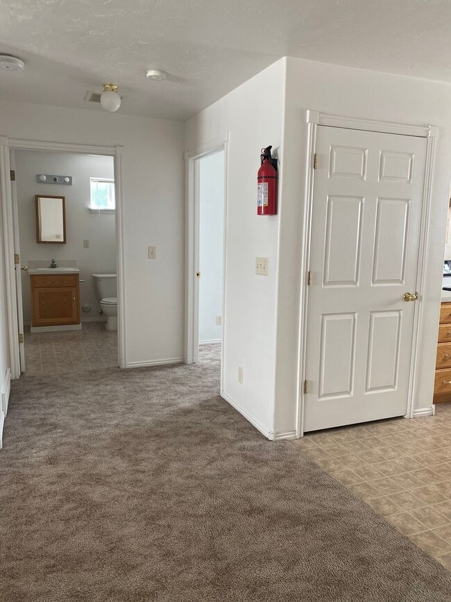Photo - 127 S 4th W Unit #2