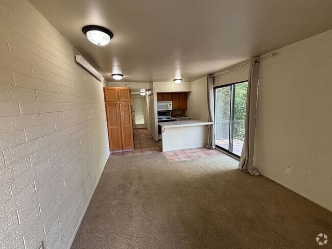 Building Photo - 599 Darwin St Rental