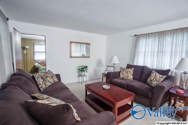 Photo - 4607 Rutledge Dr NW