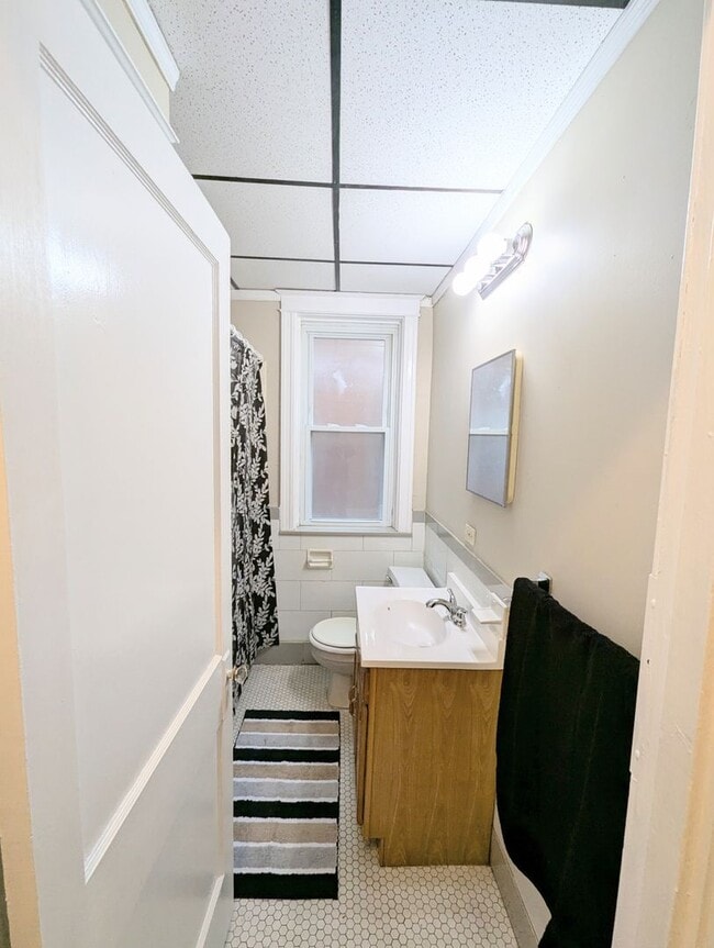 Photo - 5109-5111 S Broadway St Unit 5111 1F
