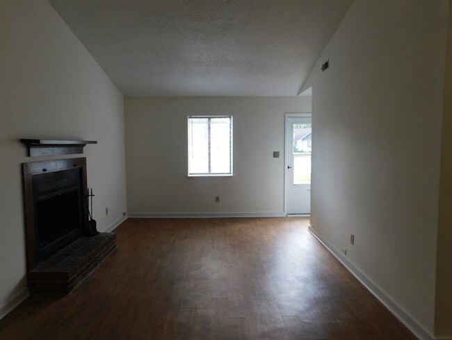 Photo - Affordable Gem!