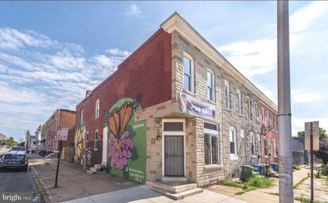 Building Photo - 1638 Cole St