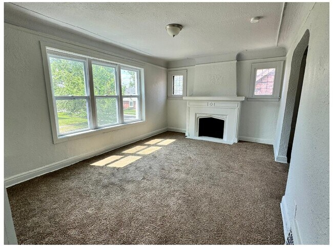 Photo - 14246 Prevost St