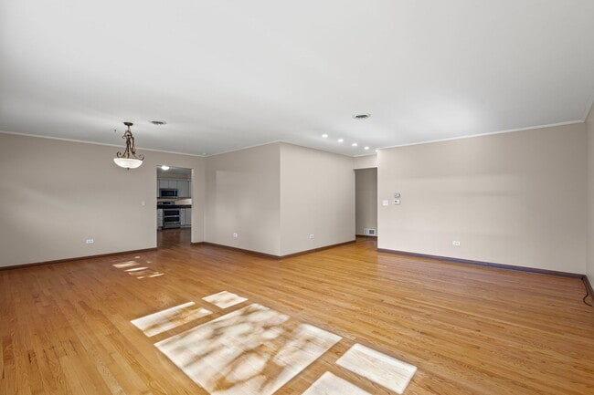 Photo - 963 Garden Ln