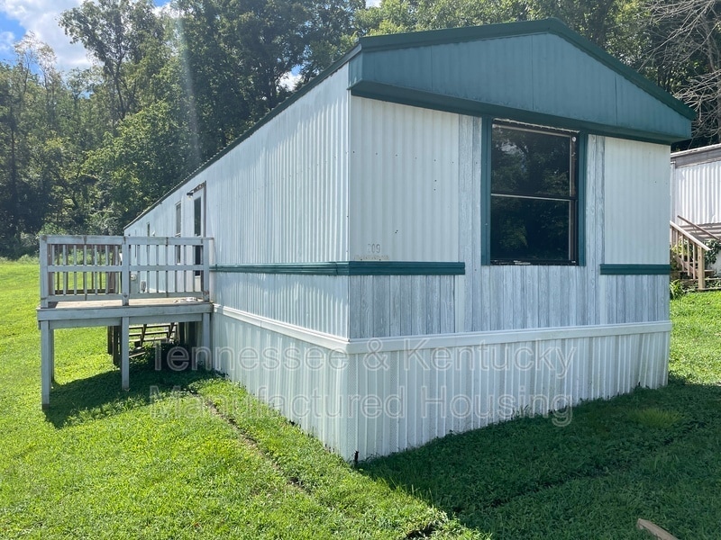 Photo - 209 Cumberland Ln