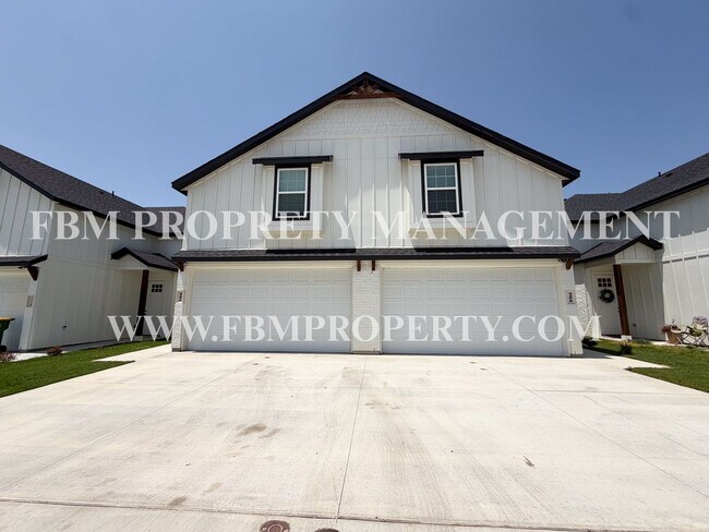 Photo - 920 Cooksey Ct Unit B