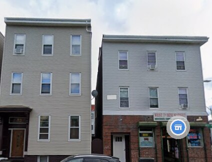 Photo - 53 W 7th St Unit 2