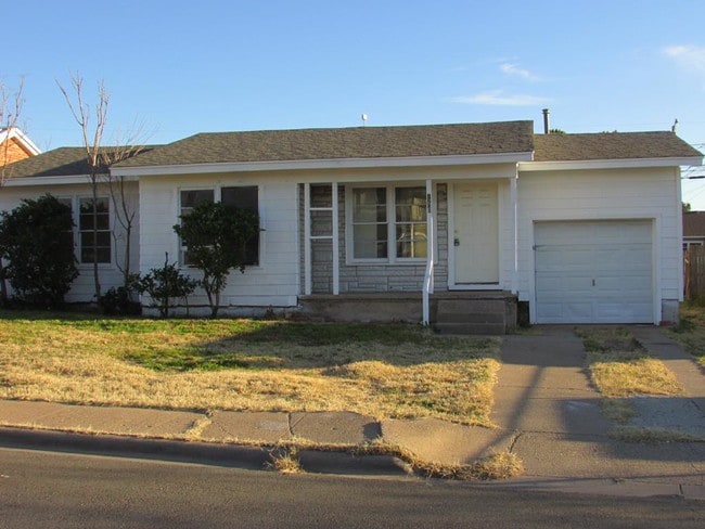 Building Photo - 1206 E 36th St Rental