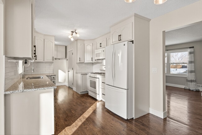 Photo - 15348 Drexel Way