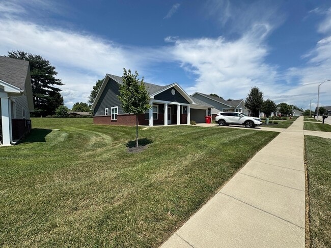 Photo - 243 Heron Pl