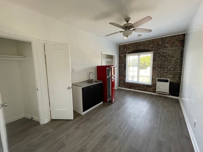 Photo - Toberman Apts.