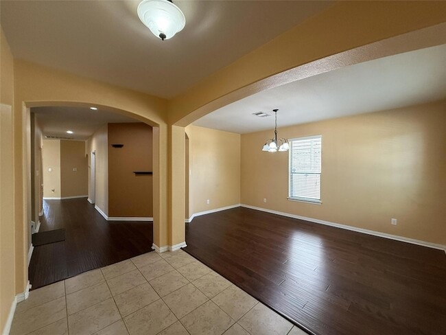 Photo - 1032 Dyer Crossing Way