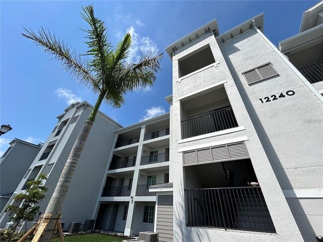 Building Photo - 12240 Wellen Golf St Unit 403 Rental