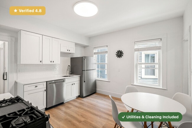 Photo - New RoostUp Furnished Private Bedroom with Private Bath in Dorchester, Boston!