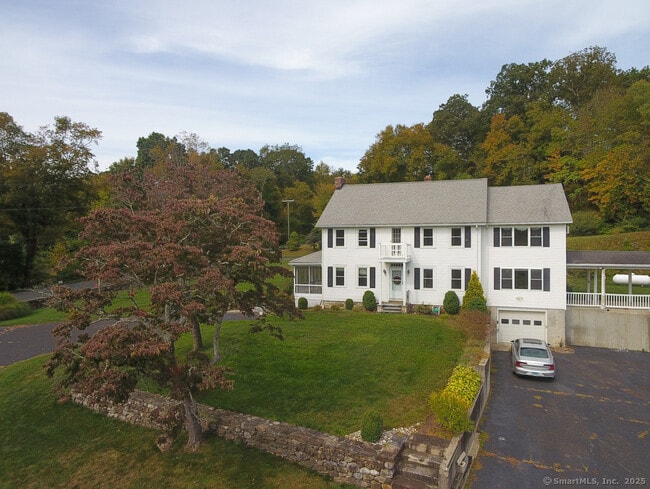 Photo - 124 Purchase Brook Rd