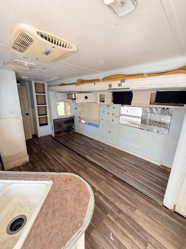 Photo - 622 N Beach St