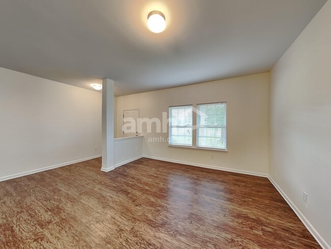 Photo - 14404 Waterlyn Dr