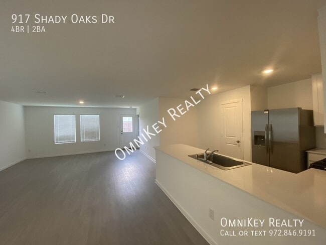 Photo - 917 Shady Oaks Dr