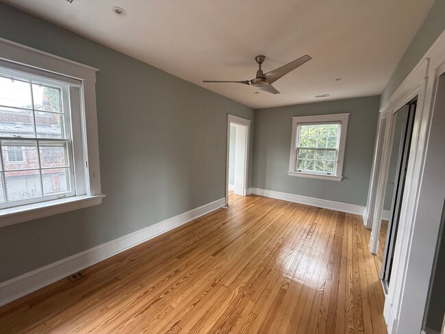 Photo - 139 S Colonial Ave Unit 2