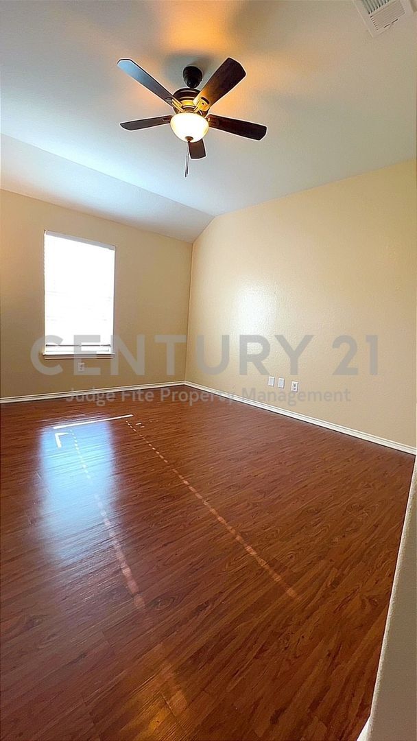 Photo - Nicely Updated 3/2 Fourplex Unit in Weathe...