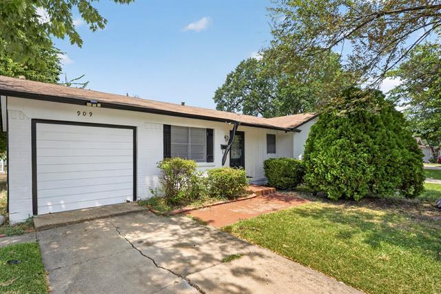 Photo - 909 Rosewood Hills Dr